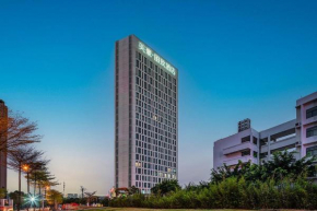 Mehood Lestie, Nanning East Railway Station